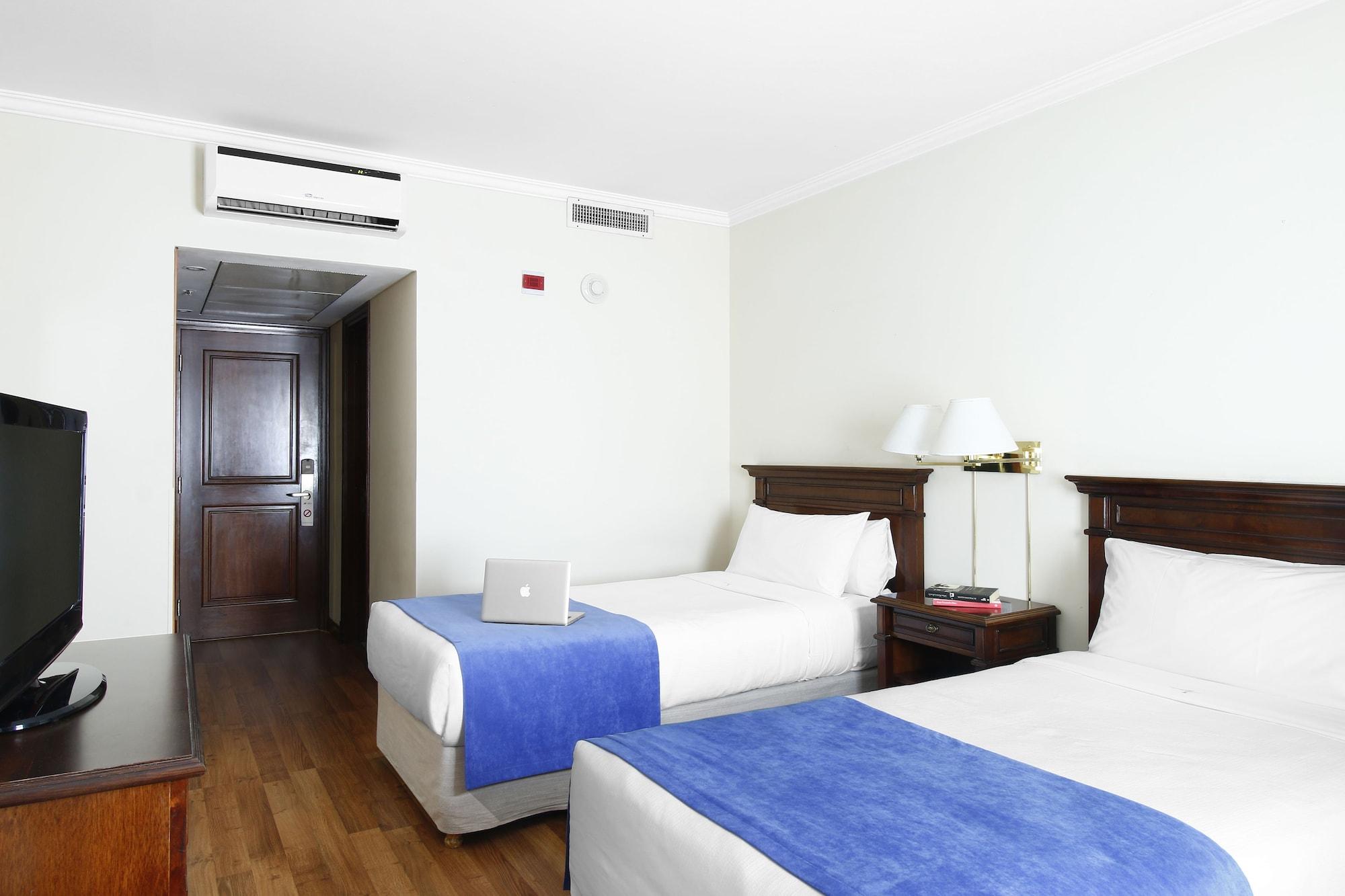 בואנוס איירס Cyan Americas Towers Hotel מראה חיצוני תמונה