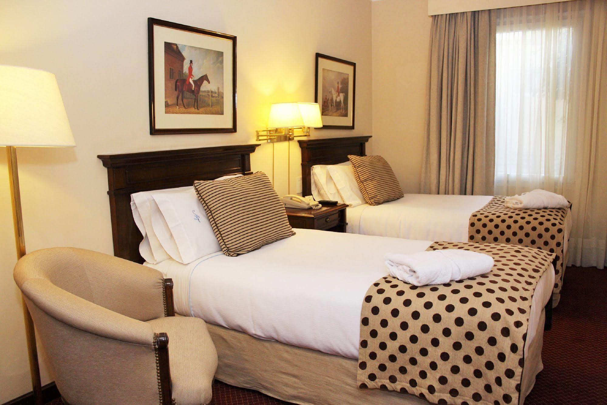 בואנוס איירס Cyan Americas Towers Hotel מראה חיצוני תמונה